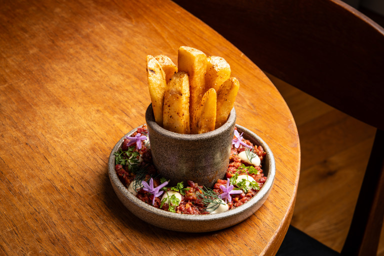 Steak tartare with oyster emulsion and chips