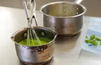How to make sauces and dressings
