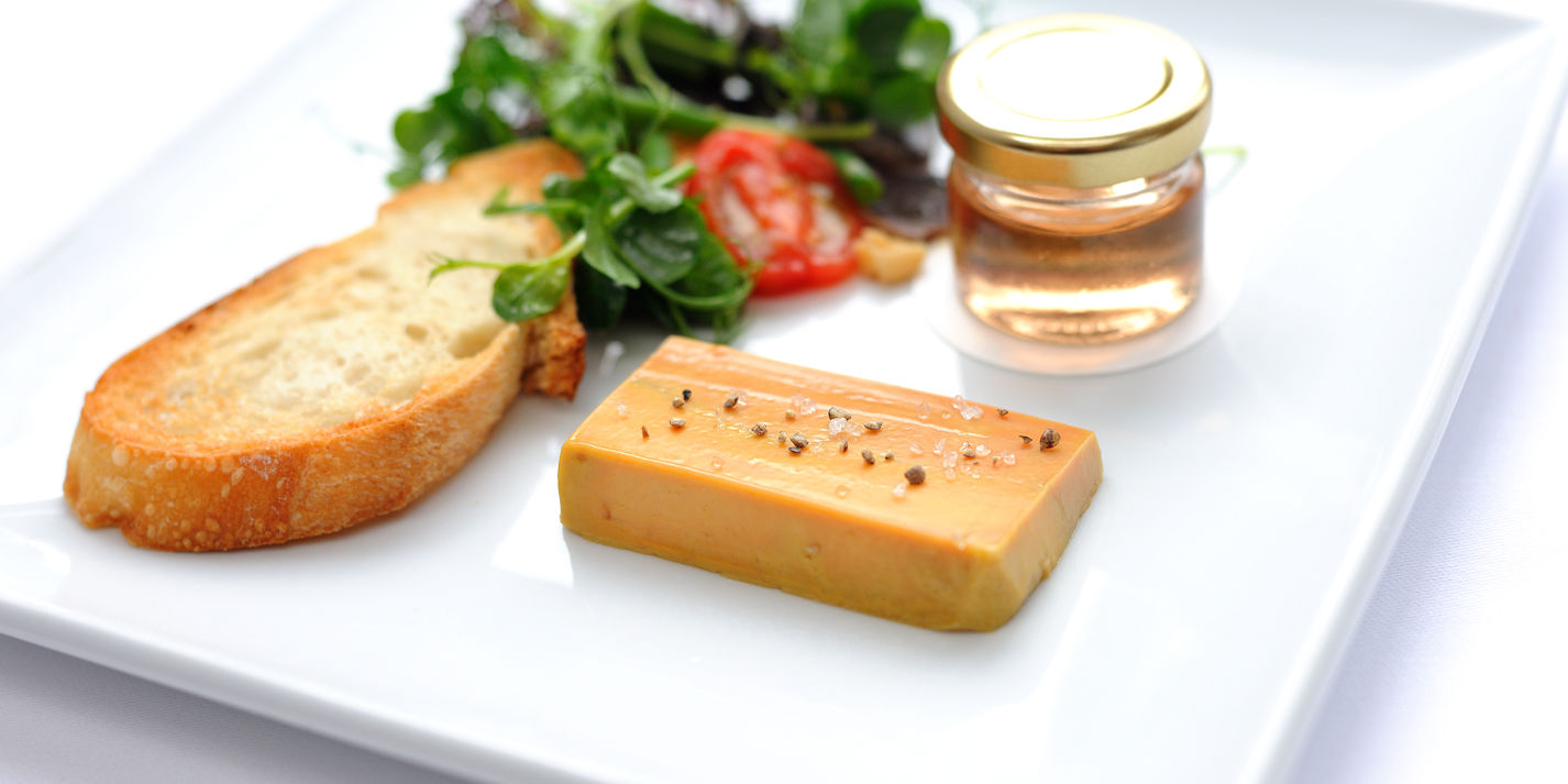 Home-made terrine of foie gras 