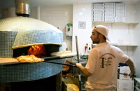Neapolitan pizza-making: a UNESCO-recognised art