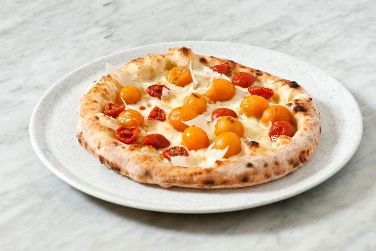 'Tomato whim' - cherry tomato pizza