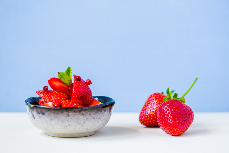 Quick pickled strawberries