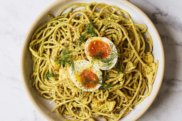 Lemon and turmeric salmon spaghetti