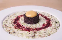'The centre of the world' – risotto with ginger, shitake mushroom, daikon and miso sauce 