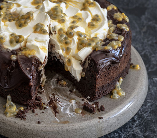 Passion fruit and yoghurt Mississippi mud pie