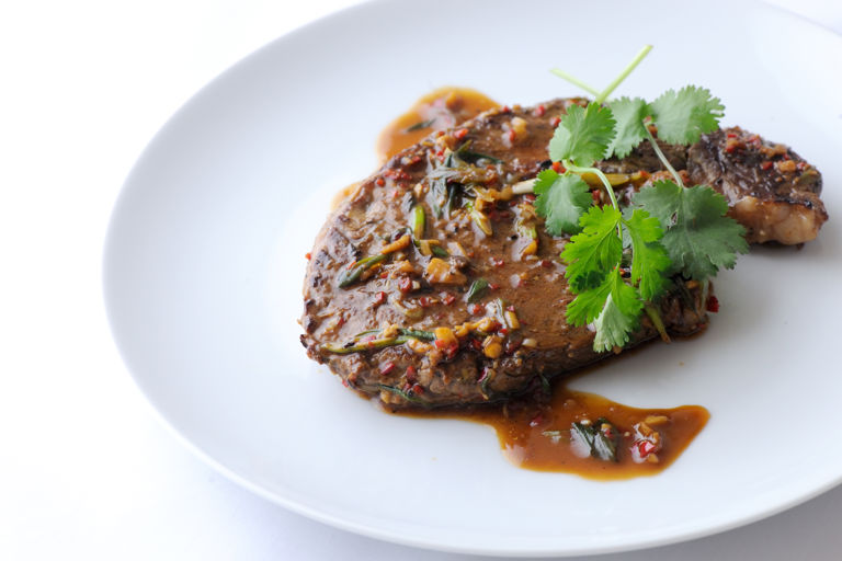 Rib-eye of beef with soy and spice