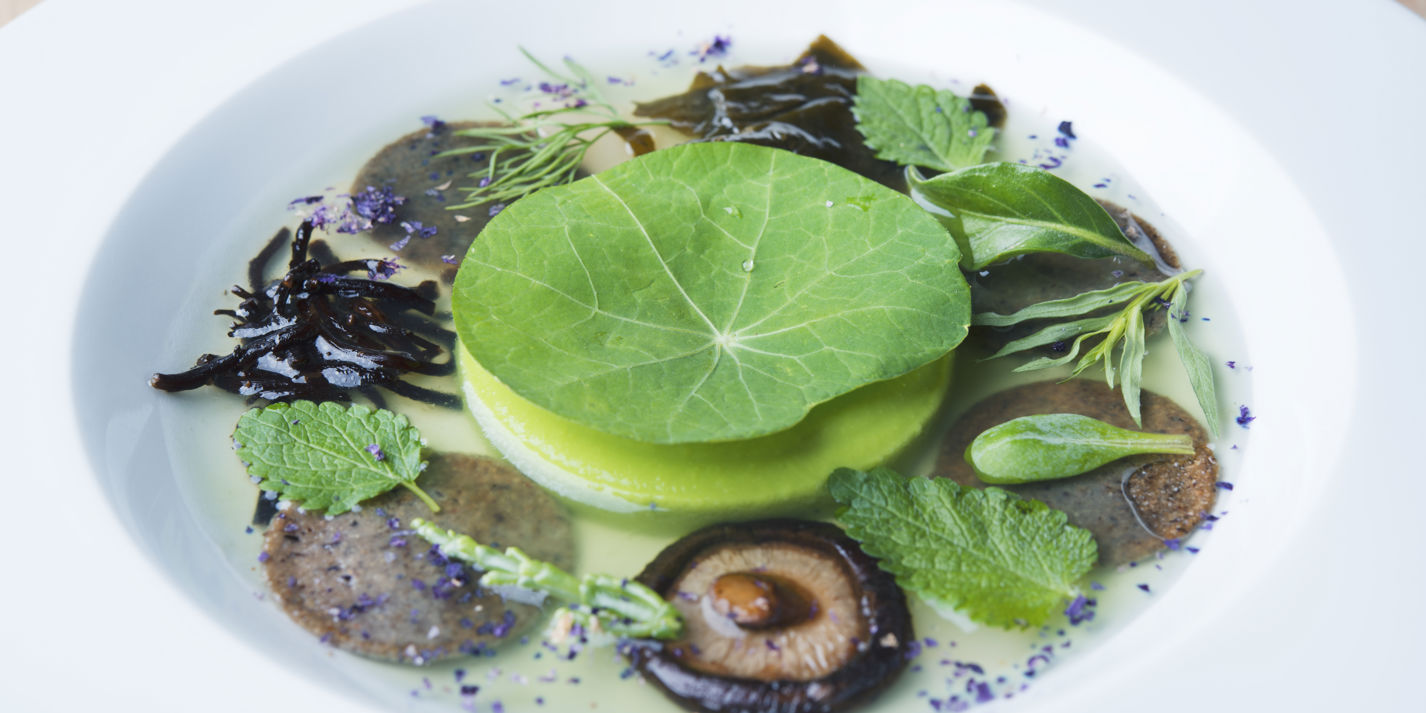 Yuzu Gel Recipe with Pea Cream - Great Italian Chefs