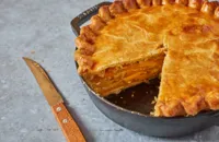 Swede, onion and cheese pie
