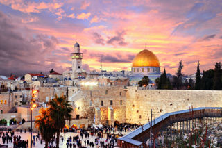 Israel: two cities, one break