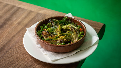 Braised gem lettuce with peas and dill