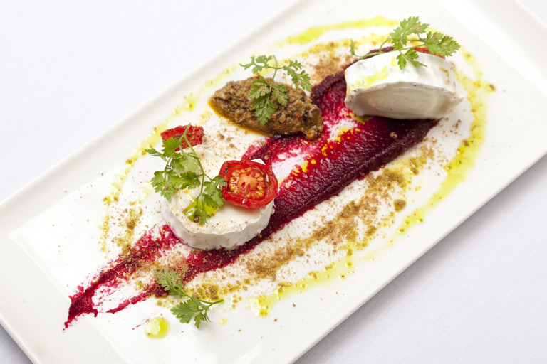 Warm goat’s cheese salad and tapenade