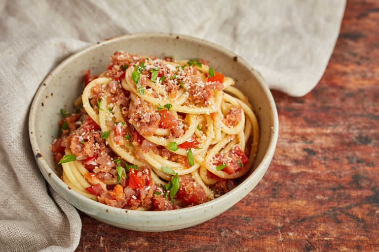 Pasta mollicata – Pasta with anchovies and breadcrumbs 