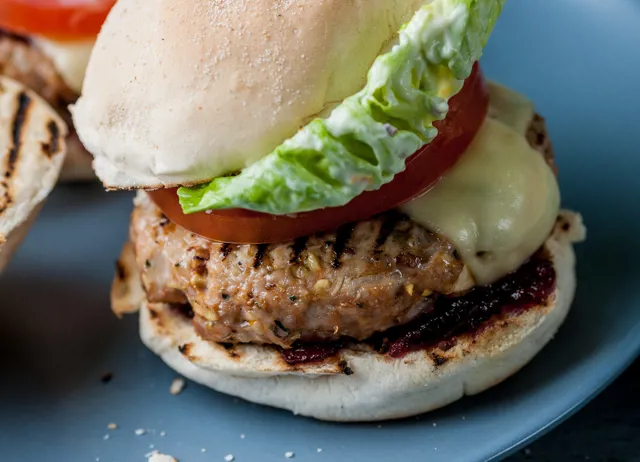 How to barbecue burgers