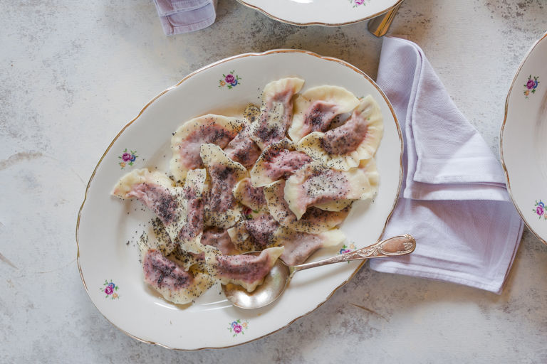 Casunziei all’ampezzana – beetroot stuffed ravioli with poppy seeds