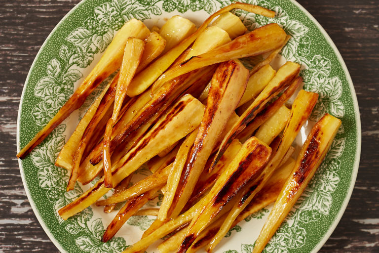 Maple-roasted parsnips with vinegar