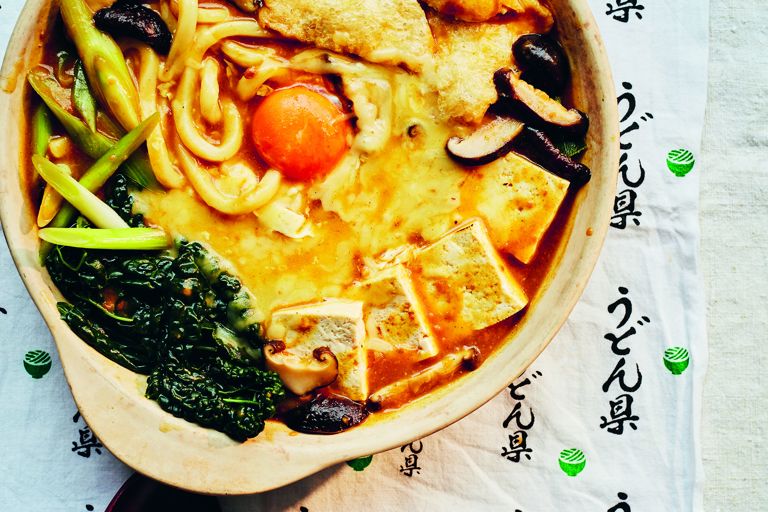 Cheesy curry hotpot udon