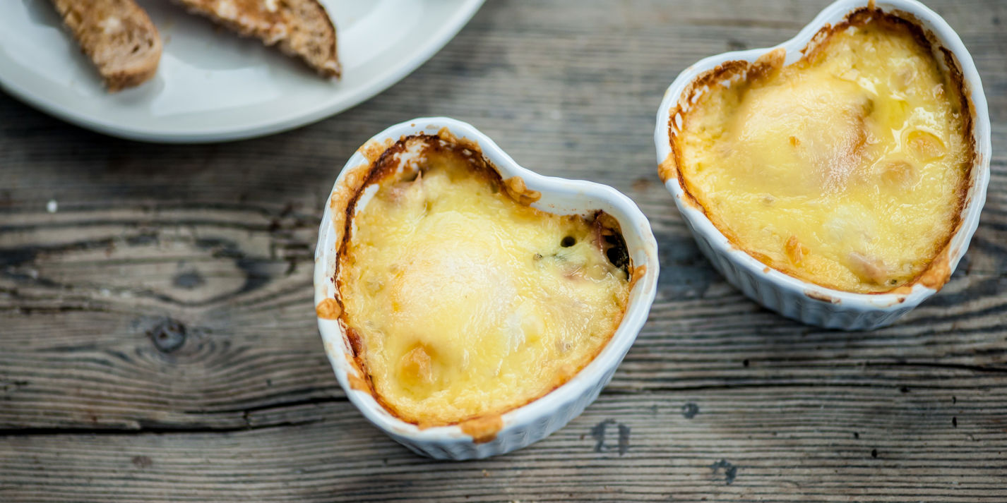 Baked Eggs with Ham and Tomato - Great British Chefs
