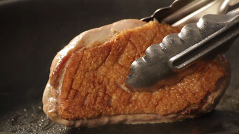 How to pan-fry a duck breast