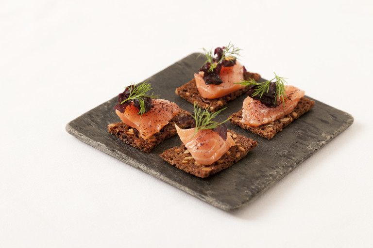 Salmon gravlax with horseradish