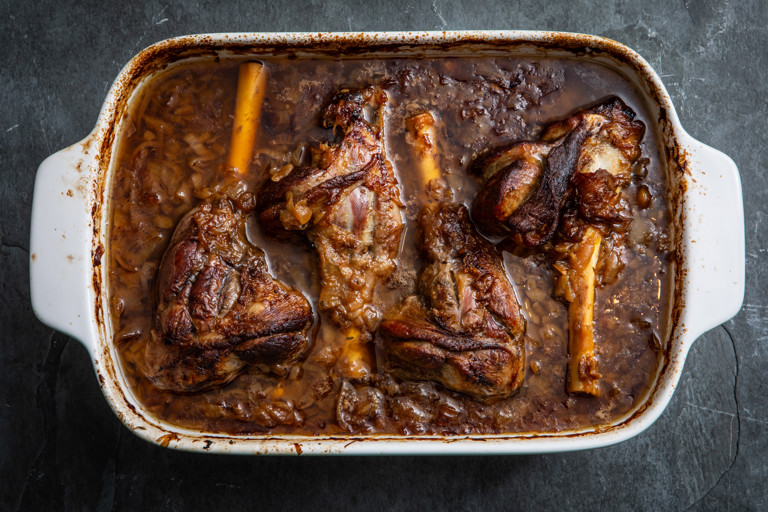 'French onion' lamb shanks