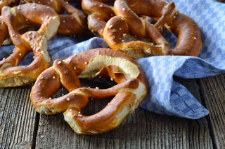 How to make pretzels