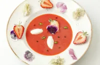 Strawberry soup and Mosto Cotto