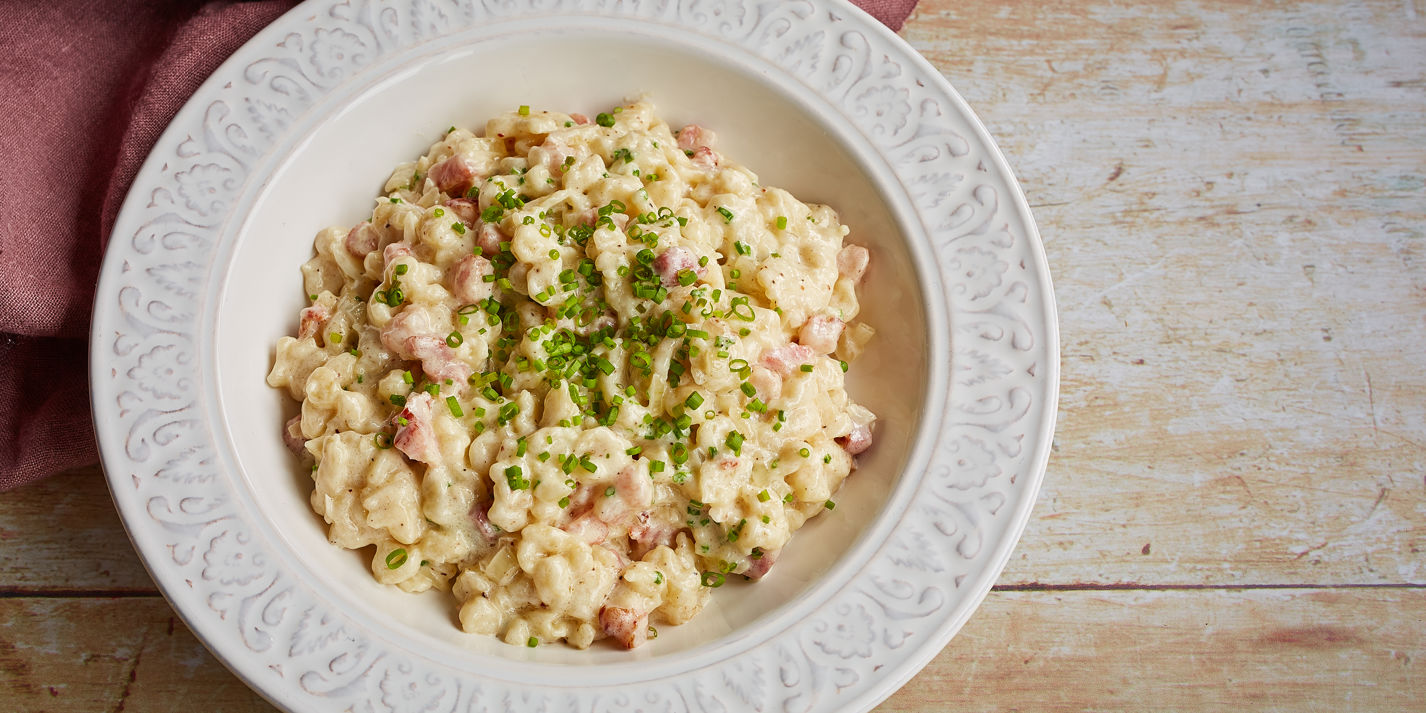 Spätzle con speck e panna – spätzle with ham and cream sauce-image