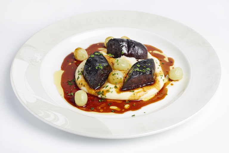 Boudin noir, pomme purée and glazed grapes