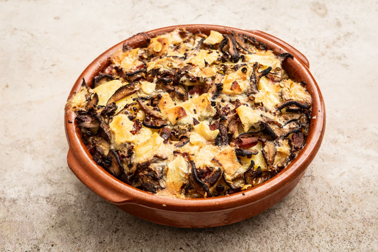 Sichuan peppercorns and shiitake mushroom tartiflette