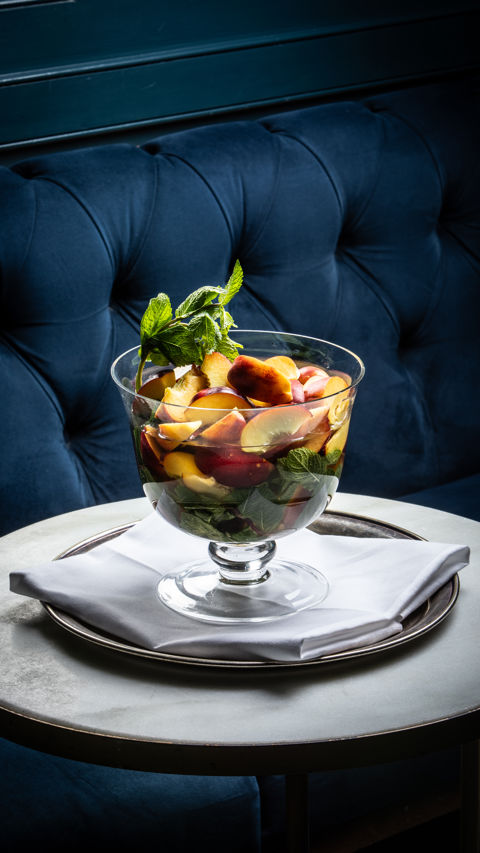 Peaches in vermouth with mint recipe reel