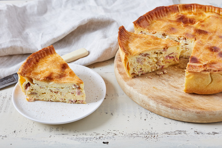 Pizza rustica – Italian ham and egg pie