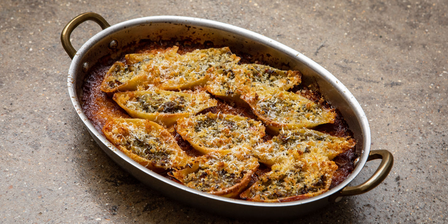 Baked Conchiglioni Stuffed with Broccoli and Anchovy and Tomato Sauce ...