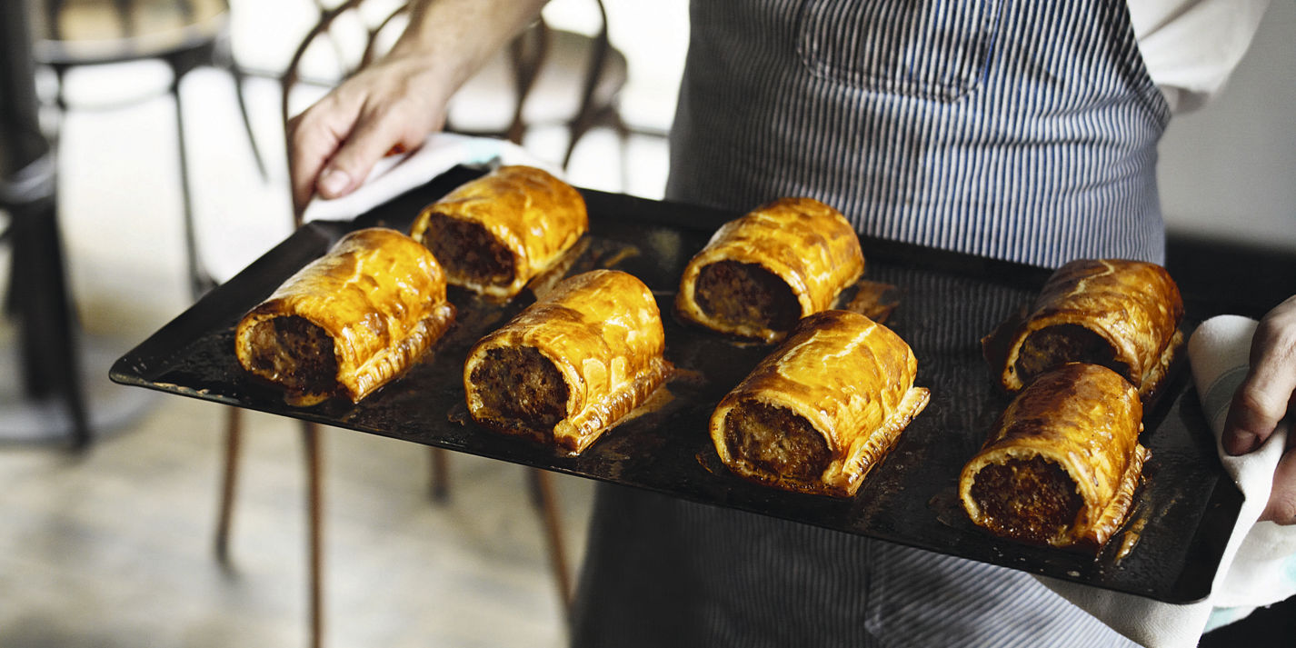 Luxury sausage roll deals recipe