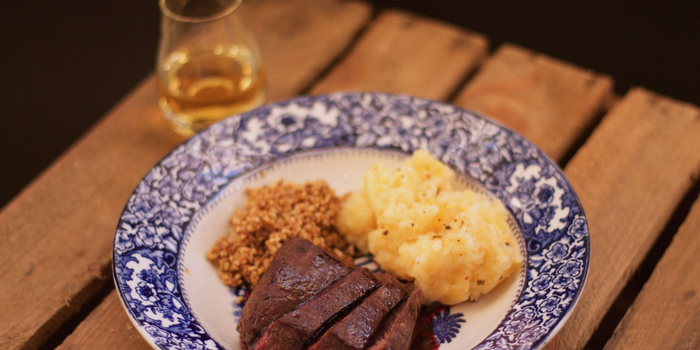 Pan-Roasted Loin of Venison with Redcurrant Sauce Recipe