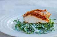 Chicken breast with 'nduja, rocket and green beans