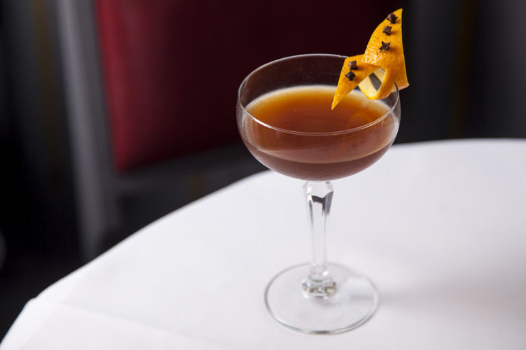 Mince pie Manhattan