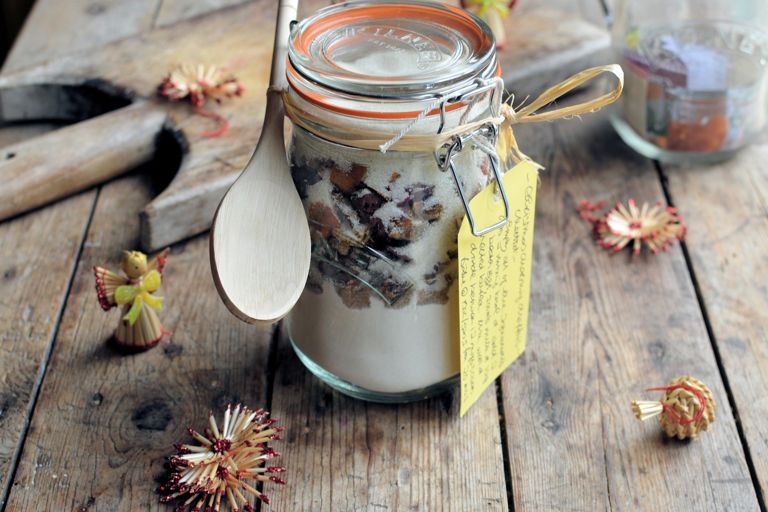 Christmas morning muffins in a jar