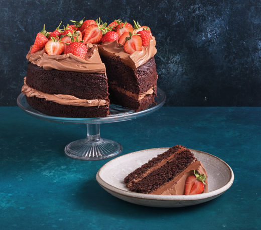 Dark chocolate fudge cake