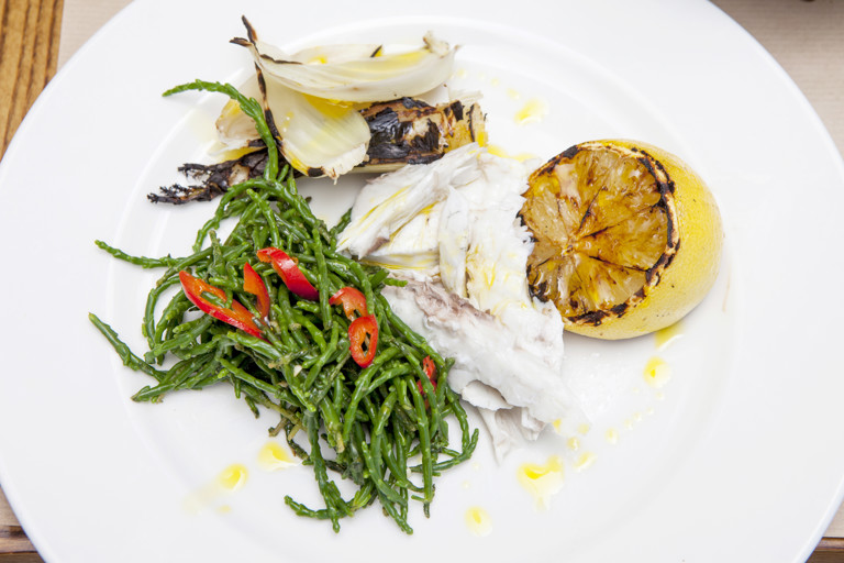 Barbecued black bream with fennel and lemongrass