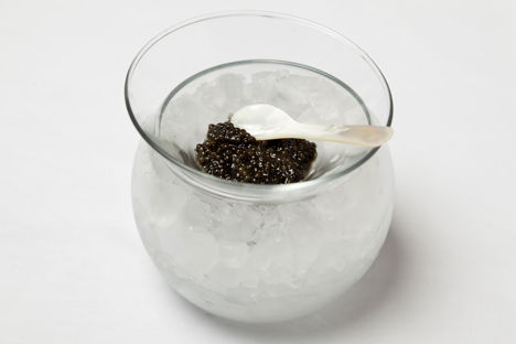 What to serve with caviar