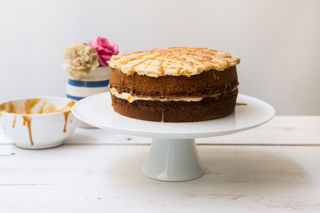 Sticky toffee cake