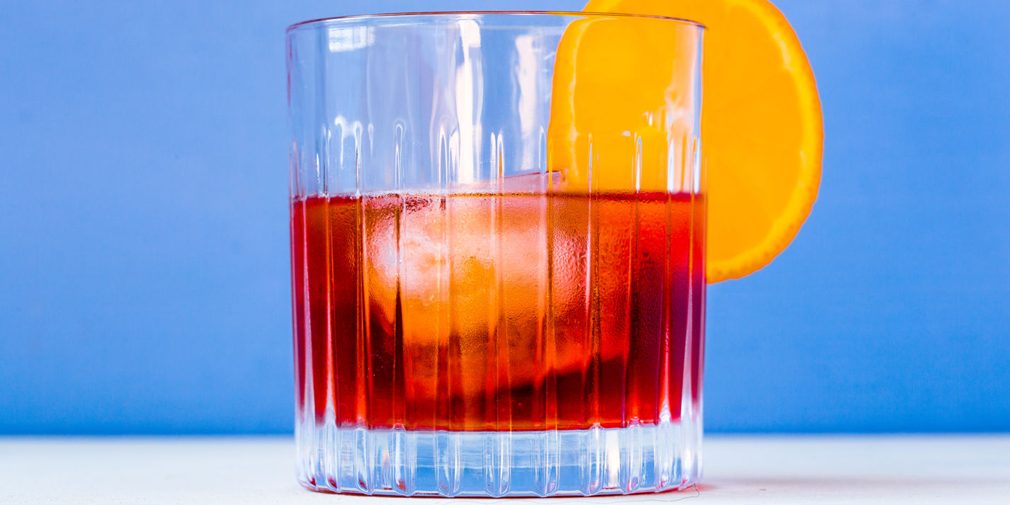 Molecular-groni: Negroni with an Emulsified Campari and Orange