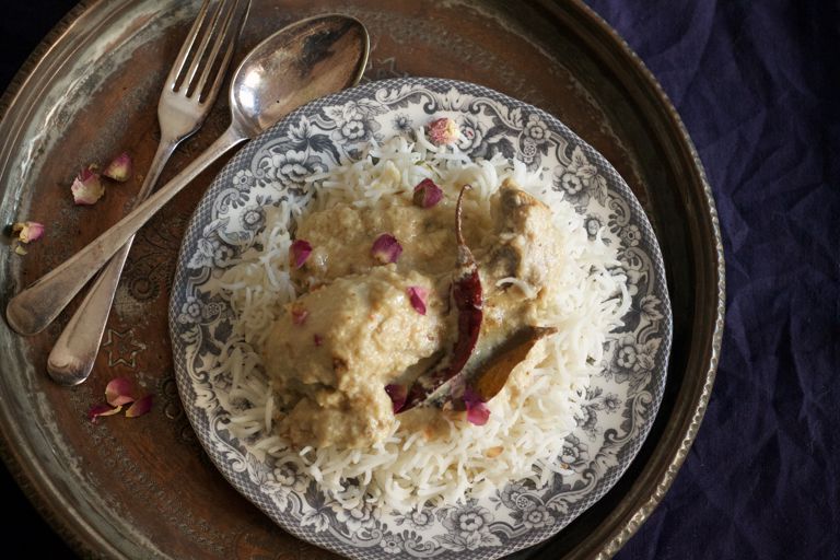 Bengali style chicken rezala korma with cashew and poppy seeds