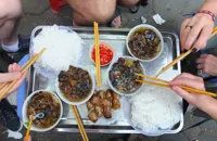 Twenty-four hours to eat in Hanoi