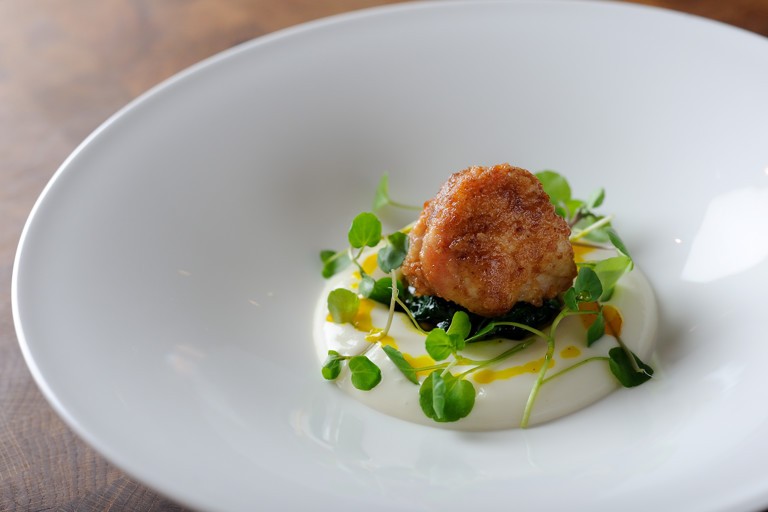 Veal sweetbreads, parsnip air and curry oil