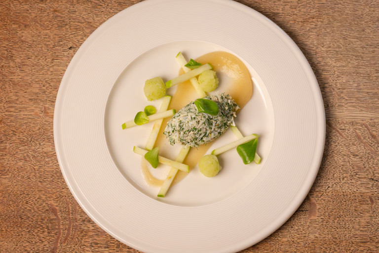 Newlyn spider crab with crème fraîche and Granny Smith apple