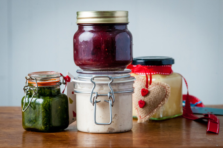 Dom's sauce set