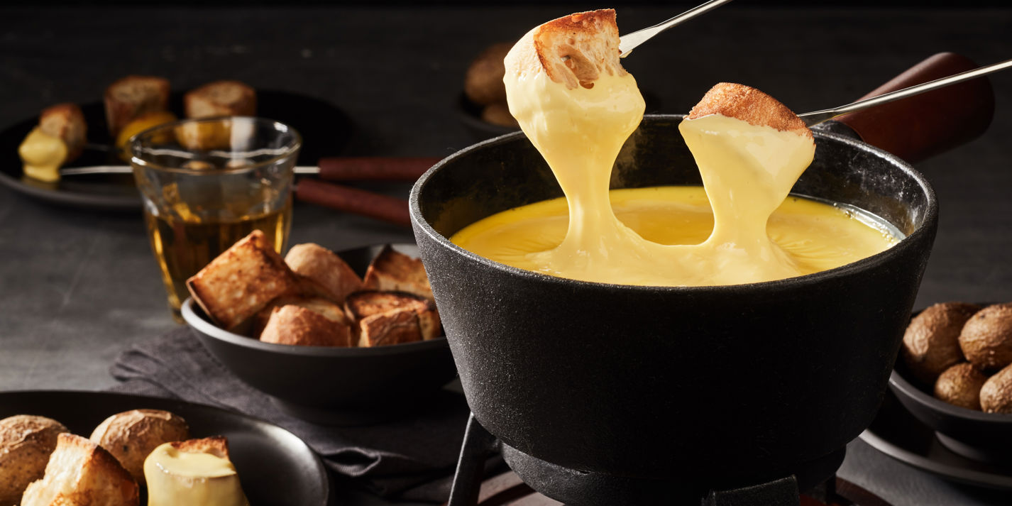 The 8 Best Fondue Pots of 2024, Tested by Food & Wine