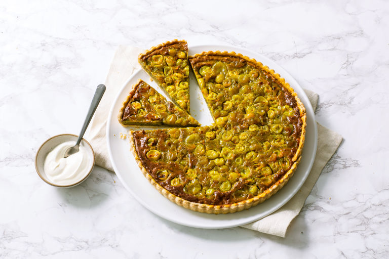 Gooseberry, turmeric & pistachio frangipane tart