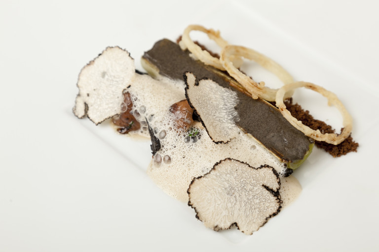 Grilled leek, aubergine and mushrooms